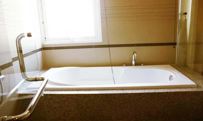 Good Size 3 Beds Serviced Apartment For Rent Phu Nhuan HCMC 125sqm 1,000 USD/month